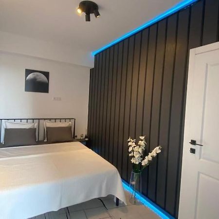 Q Luxury Apartment - Palas Center Iasi Exterior foto